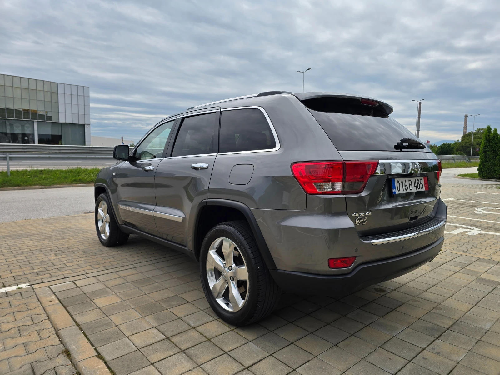 Jeep Grand cherokee 3.6-286 V6 OVERLAND SUMMIT FULL FULL - изображение 7