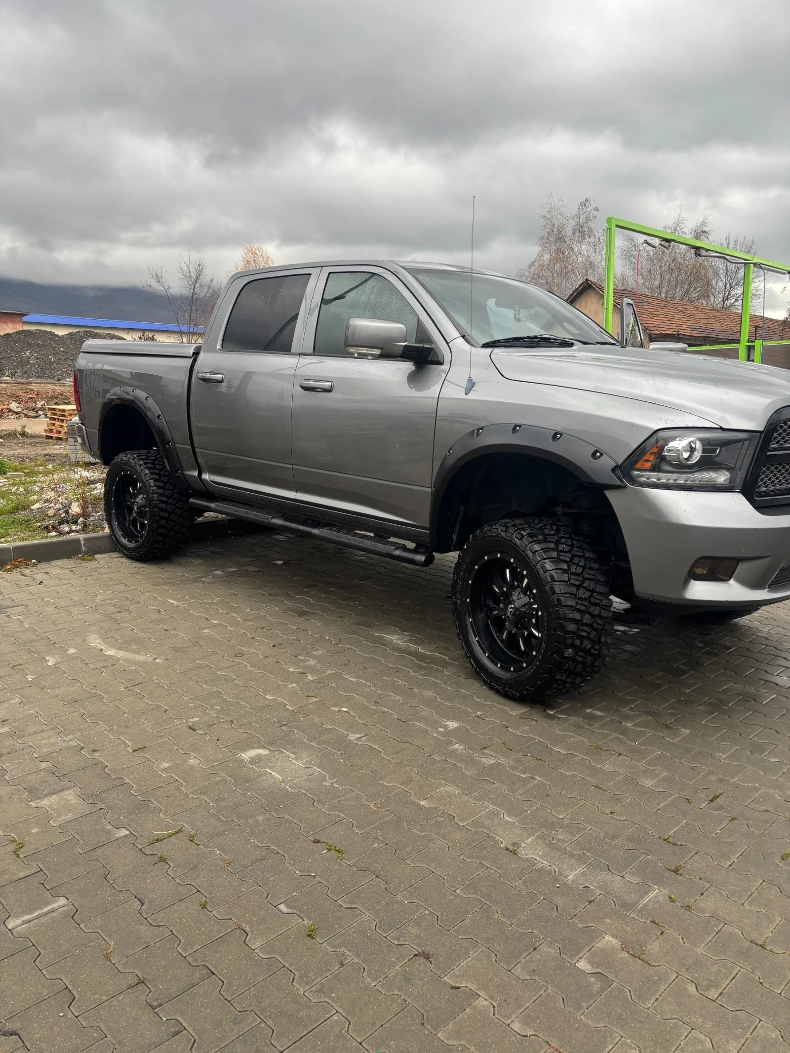 Dodge RAM 1500 5.7 HEMI - изображение 2