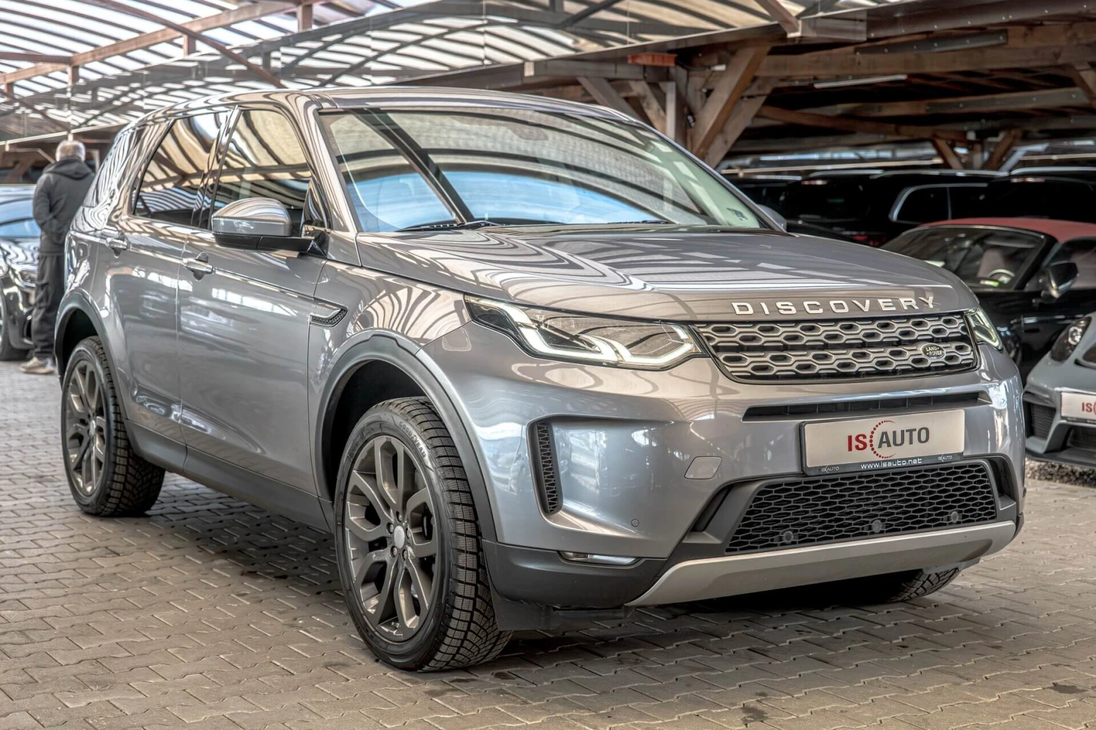Land Rover Discovery Sport P300e/Hybrid/Камера/Meridian/Панорама/Memory, снимка 3 - Автомобили и джипове - 53788716