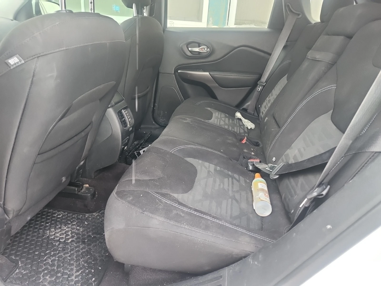 Jeep Grand cherokee * * CARFAX * * АВТО КРЕДИТ * * , снимка 7 - Автомобили и джипове - 54076815