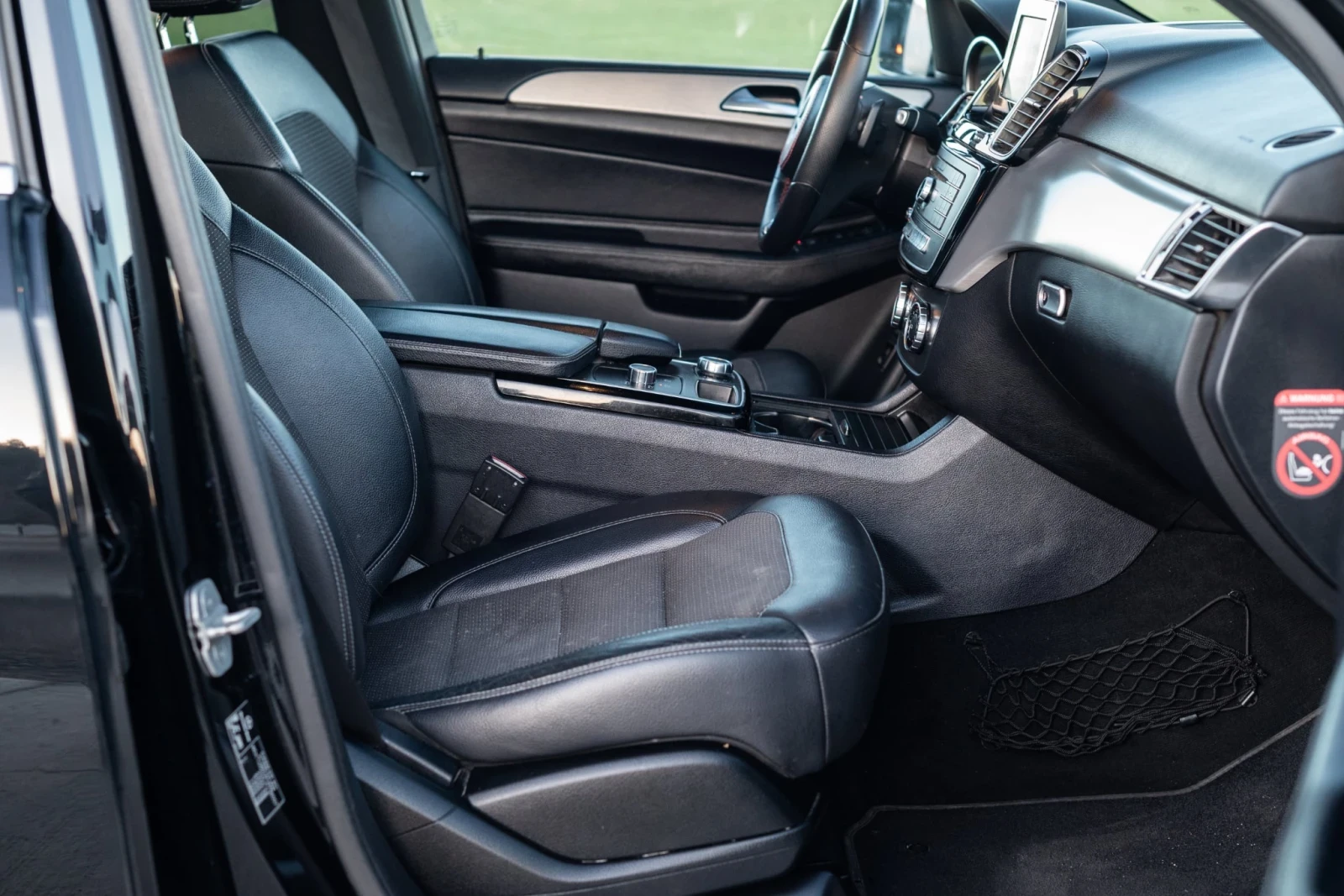 Mercedes-Benz GLE 350, снимка 11 - Автомобили и джипове - 54678083