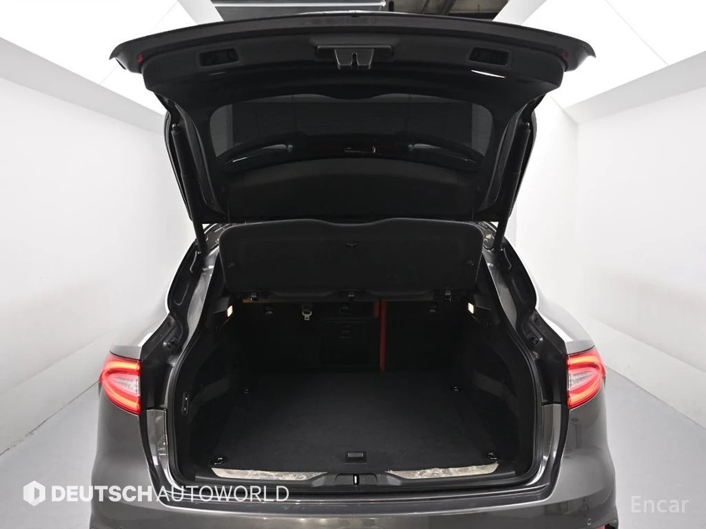 Maserati Levante 3.0 AWD* GRANSPORT* ПОДГРЕВ* ОБДУХВАНЕ* НАВИГАЦИЯ, снимка 12 - Автомобили и джипове - 54765711