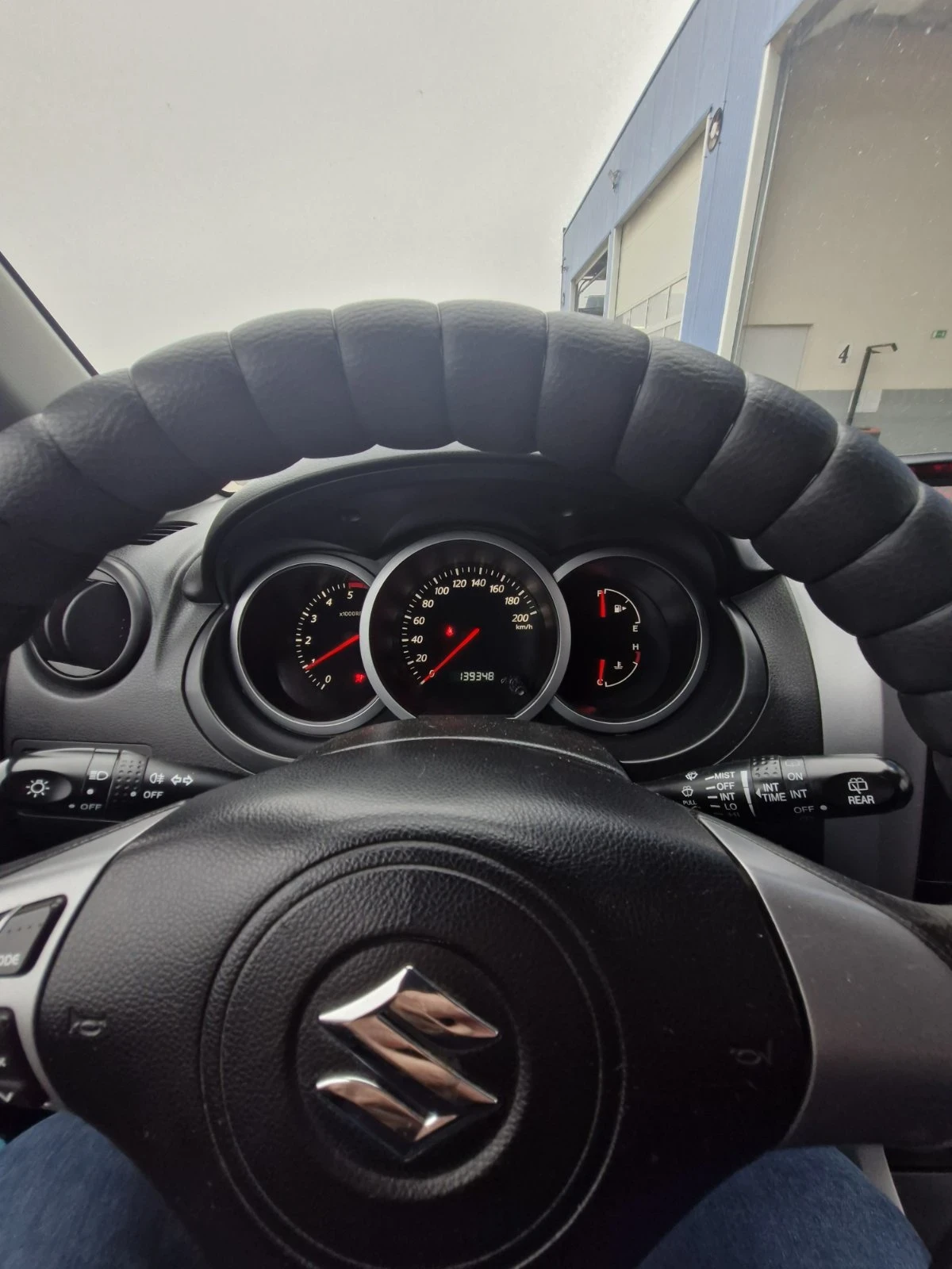 Suzuki Vitara 4�4 | Mobile.bg � ����������� 10