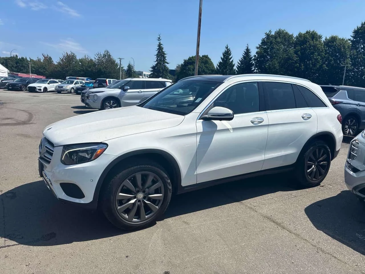 Mercedes-Benz GLC 300 4MATIC* ПОДГРЕВ* ПАНОРАМА* , снимка 2 - Автомобили и джипове - 55509870