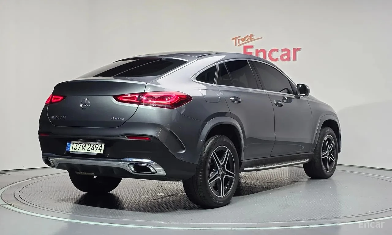 Mercedes-Benz GLE 400 d 4MATIC Coupe/ХЕДЪП/ОБДУХ/360/ДИСТРОНИК/ПАНО, снимка 2 - Автомобили и джипове - 55939851
