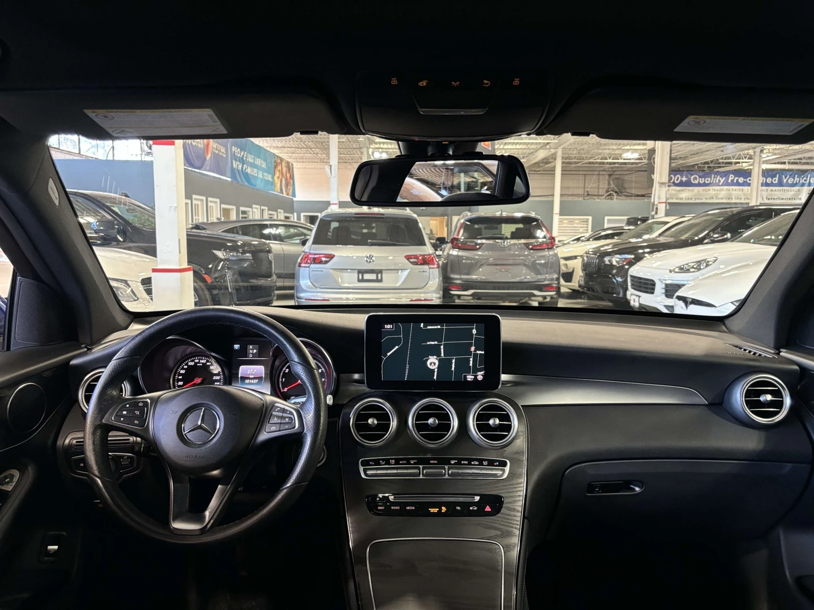 Mercedes-Benz GLC 300 | 4MATIC| NAV| BLACKWOOD| DUALROOF| , снимка 9 - Автомобили и джипове - 55990463