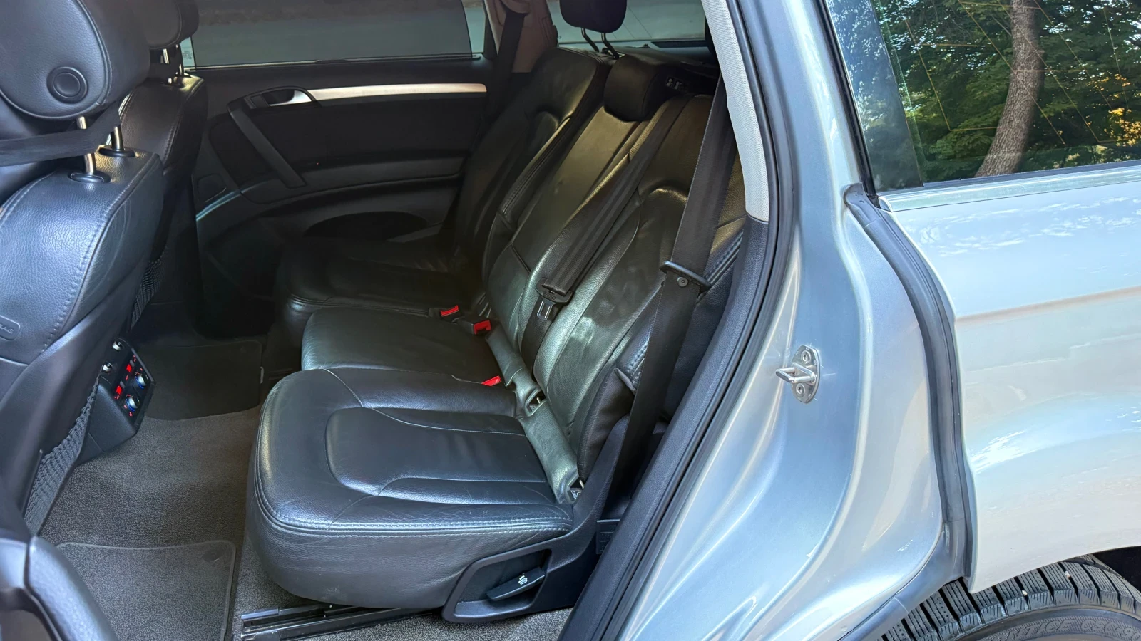 Audi Q7 3.0 TDI QUATTRO/ 7 местна, снимка 13 - Автомобили и джипове - 55994042