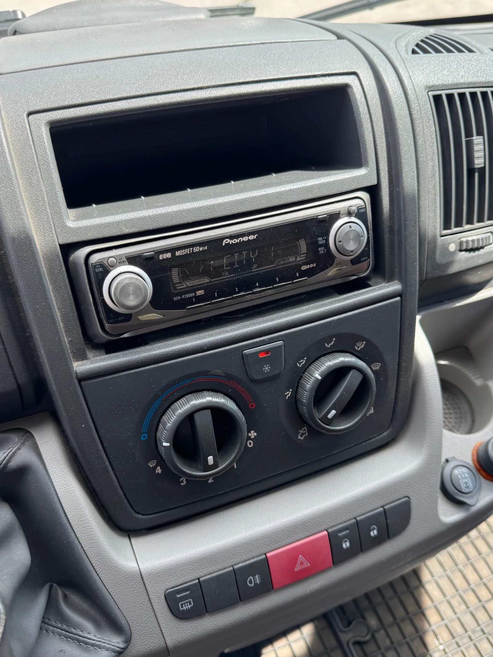 Fiat Ducato 2, 3 JTD - КЛИМАТИК - изображение 8