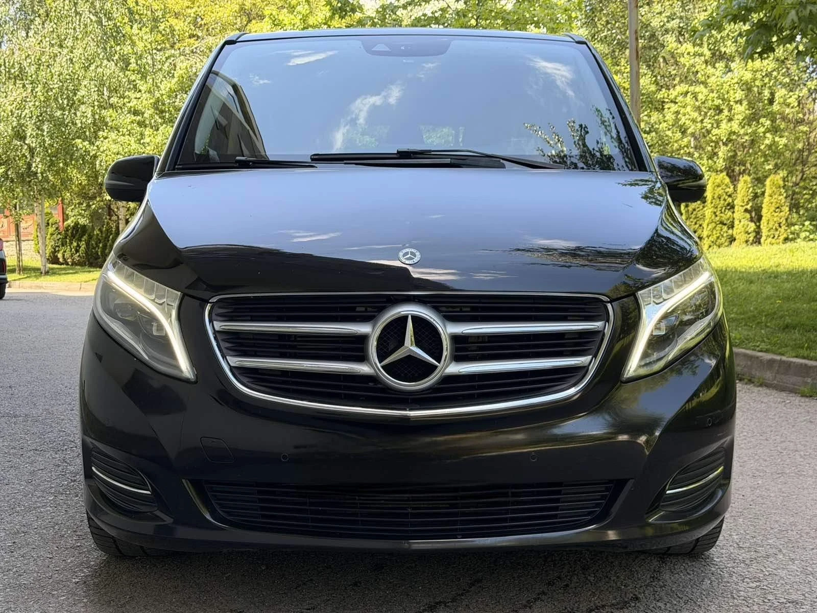 Mercedes-Benz V 250 CDI / LONG / 7+ 1, снимка 2 - Бусове и автобуси - 54668087