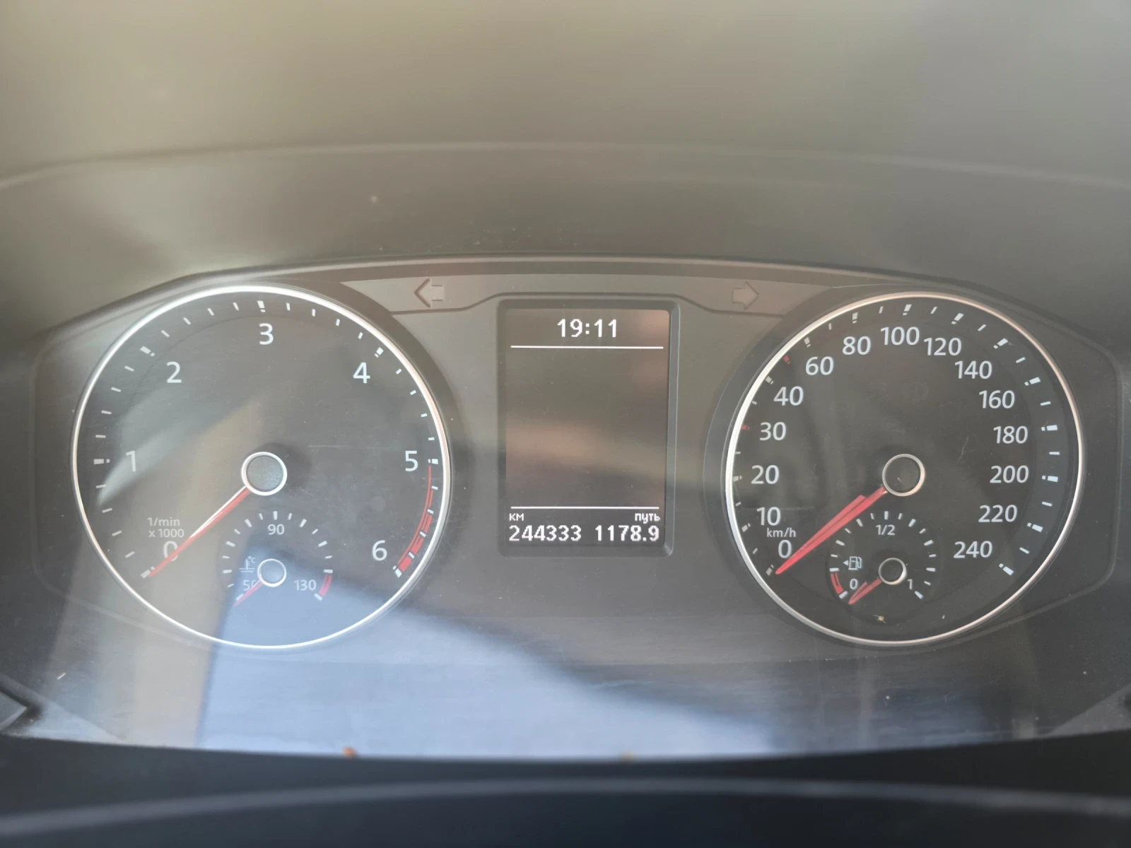 VW Caravelle Long AT, Дилер, Собственик., снимка 8 - Бусове и автобуси - 54755241