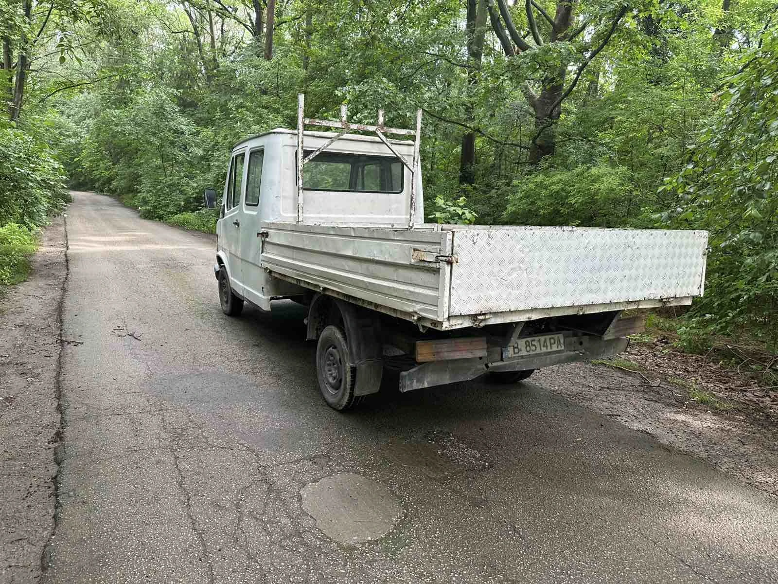 Mercedes-Benz 208, снимка 4 - Бусове и автобуси - 54922662