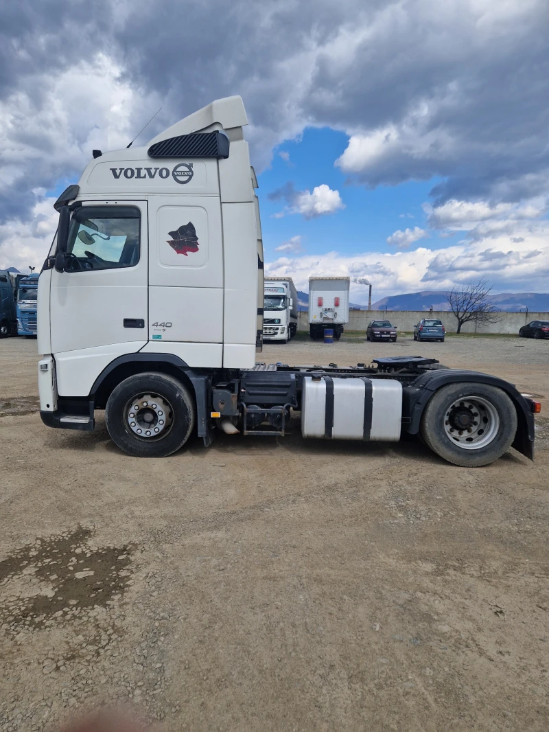 Volvo Fh, снимка 3 - Камиони - 52566381