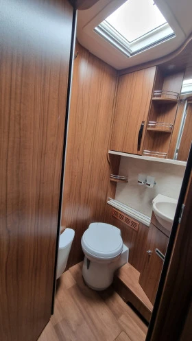 Кемпер HYMER / ERIBA B678, снимка 8