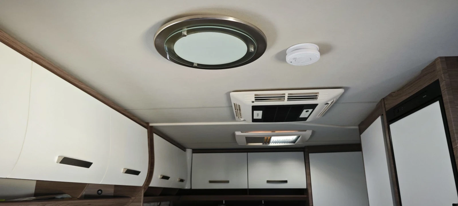 Каравана Knaus 540 FDK - изображение 6