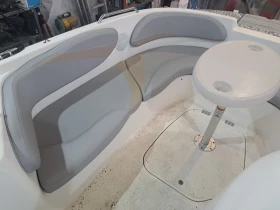 Моторна яхта Glastron DX 215, снимка 14