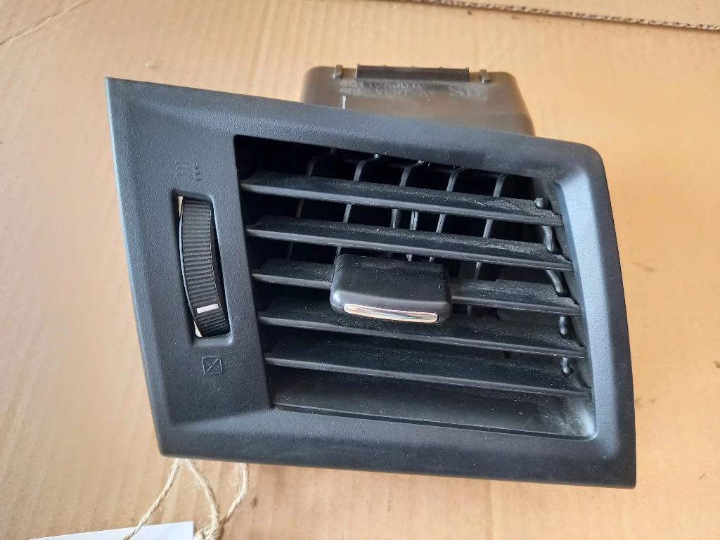 Духалка въздуховод лява Субару Аутбек 11г.