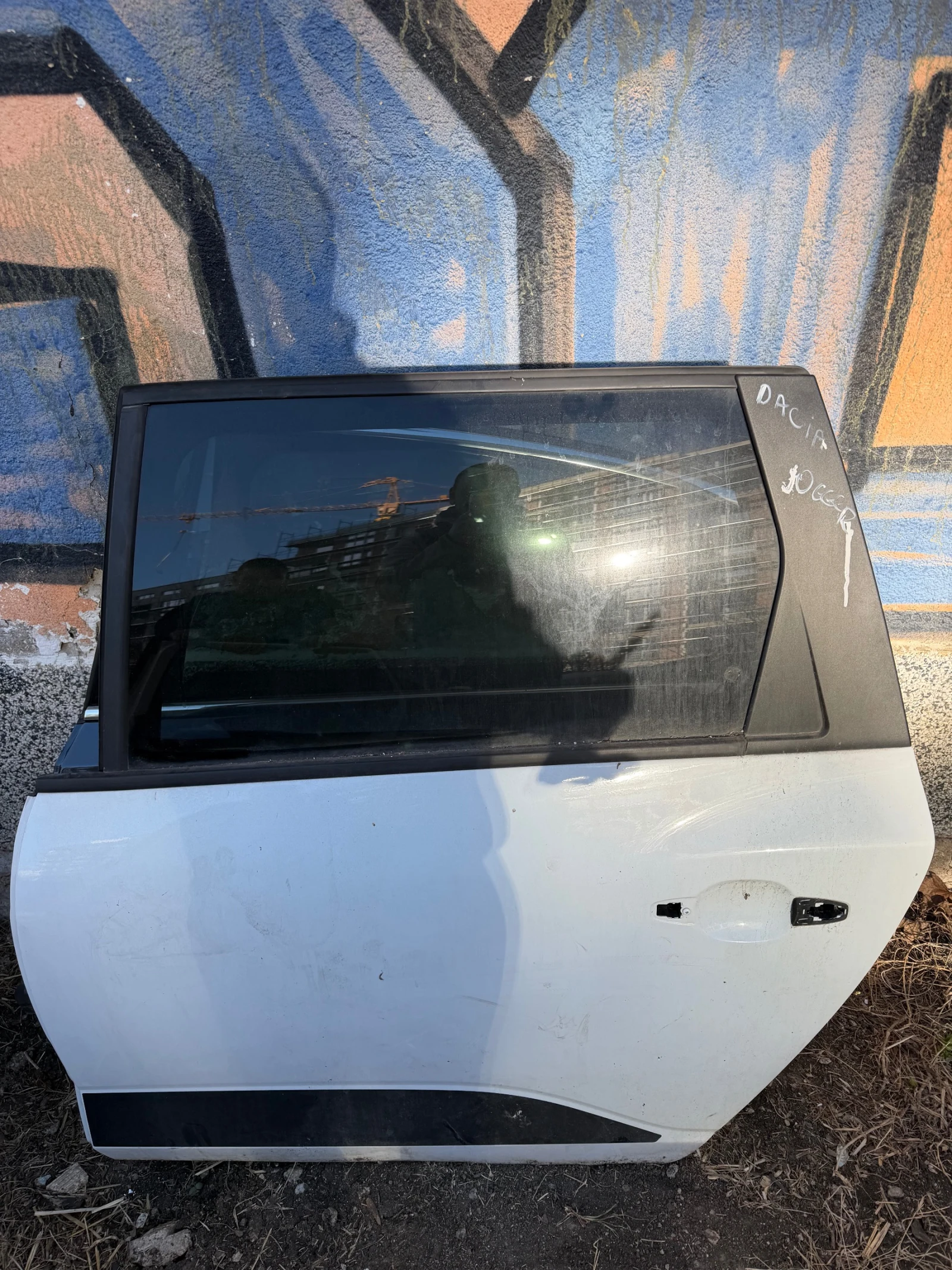 Dacia Jogger 2023г задна лява врата гола, снимка 2 - Части - 53881831