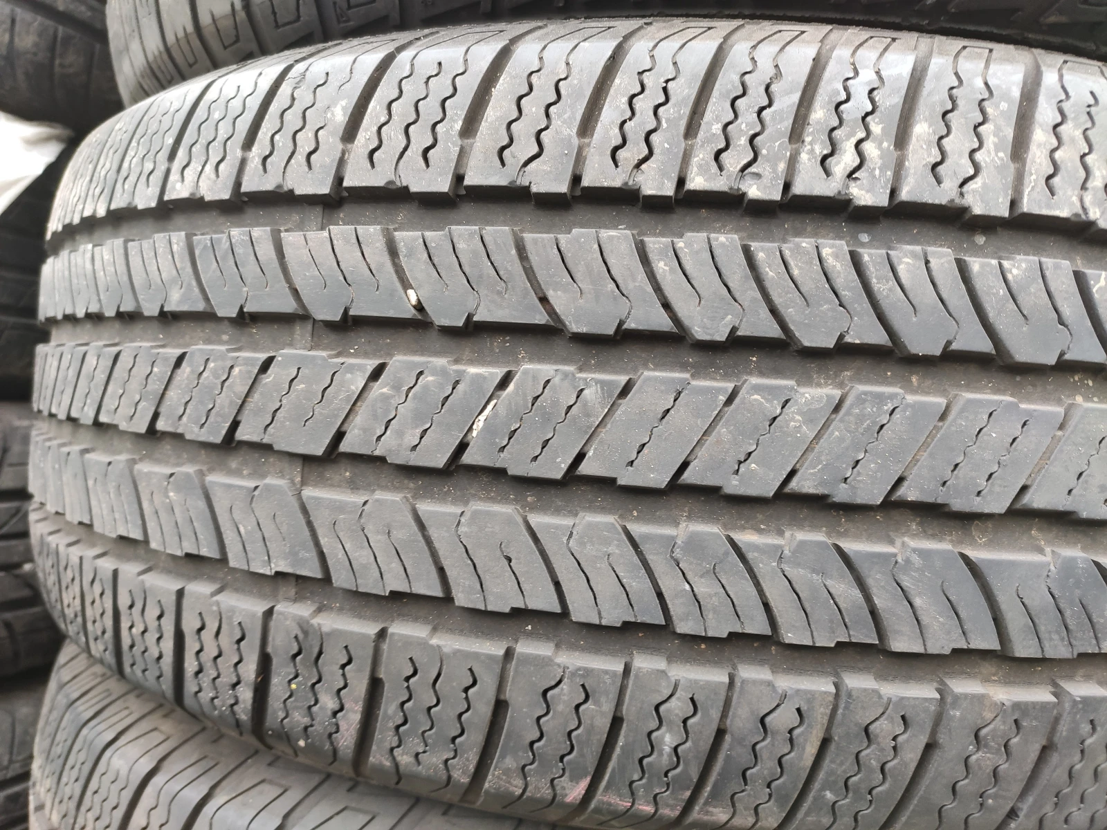 Гуми Летни 275/55R20, снимка 5 - Гуми и джанти - 54655675