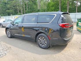 Chrysler Pacifica 3.6l Hybrid Select, снимка 2