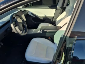 Tesla Model 3 HIGHLAND* CARFAX * ОПЦИЯ ЗА ФИНАНСИРАНЕ, снимка 5