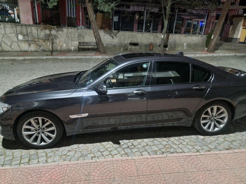 BMW 740, снимка 3 - Автомобили и джипове - 46929463