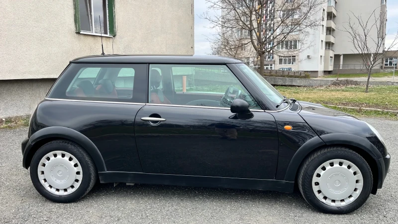 Mini One 1.6, снимка 3 - Автомобили и джипове - 49039698