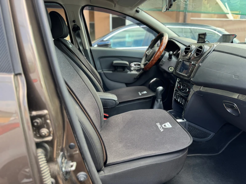 Dacia Sandero 1.0i * GAS * NAVI * KAMERA, снимка 10 - Автомобили и джипове - 51264435