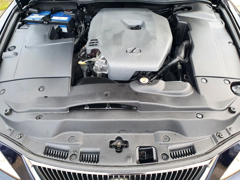 Lexus IS 220d 2.2 D - 177k.c., снимка 16 - Автомобили и джипове - 51987410