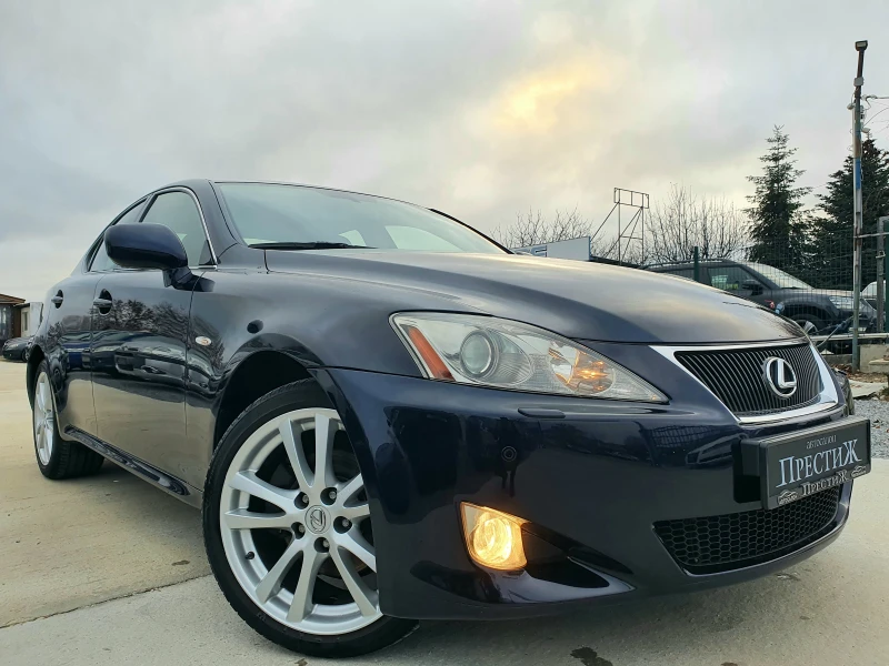 Lexus IS 220d 2.2 D - 177k.c., снимка 3 - Автомобили и джипове - 51987410