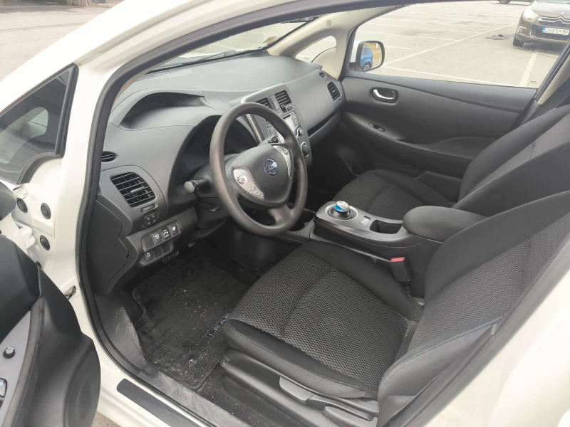 Nissan Leaf  S, снимка 10 - Автомобили и джипове - 51989602