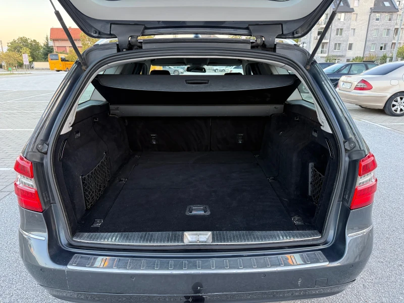 Mercedes-Benz E 250 CDI Avantgarde* Кожа/Нави/Подгрев/Парктроник, снимка 17 - Автомобили и джипове - 52007985