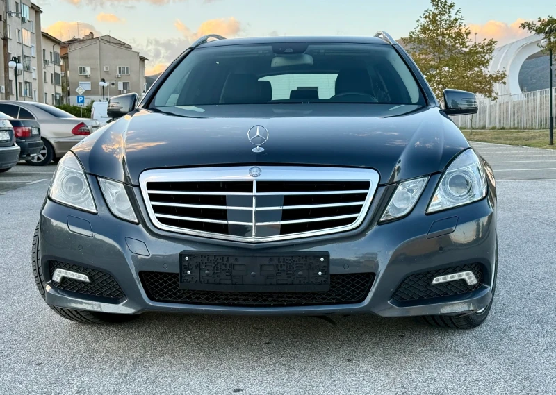 Mercedes-Benz E 250 CDI Avantgarde* Кожа/Нави/Подгрев/Парктроник, снимка 3 - Автомобили и джипове - 52007985