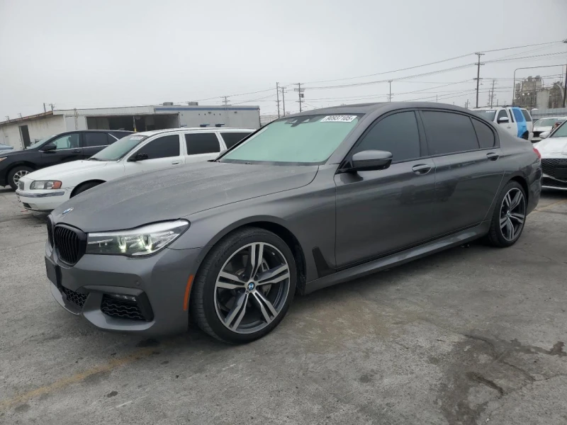 BMW 740 Harman* Масаж* Подгрев* Обдух* Пано* HUD* 360* , снимка 3 - Автомобили и джипове - 52640403