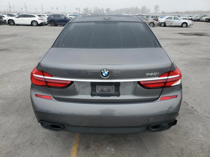 BMW 740 Harman* Масаж* Подгрев* Обдух* Пано* HUD* 360* , снимка 5 - Автомобили и джипове - 52640403