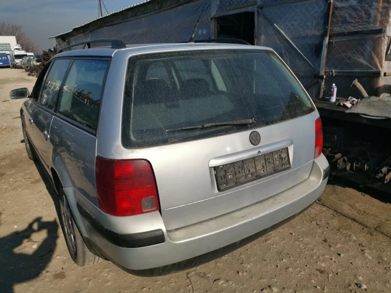 VW Passat 1.9tdi, снимка 4 - Автомобили и джипове - 27795164