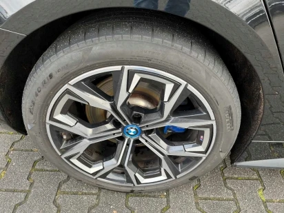BMW i4 eDrive40 M-Sport Laser/360/M /HK/DA PRO | Mobile.bg   8