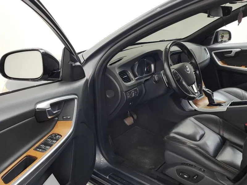 Volvo V60  Cross Country D4 | Mobile.bg � ����������� 10