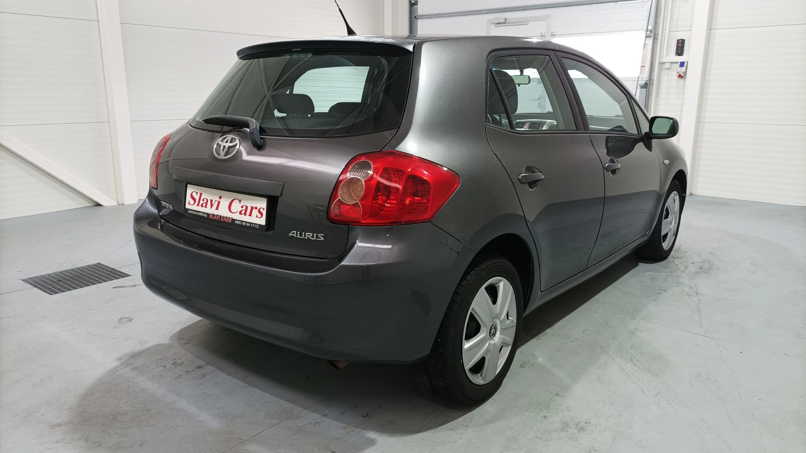 Toyota Auris 1.4 i  - изображение 5