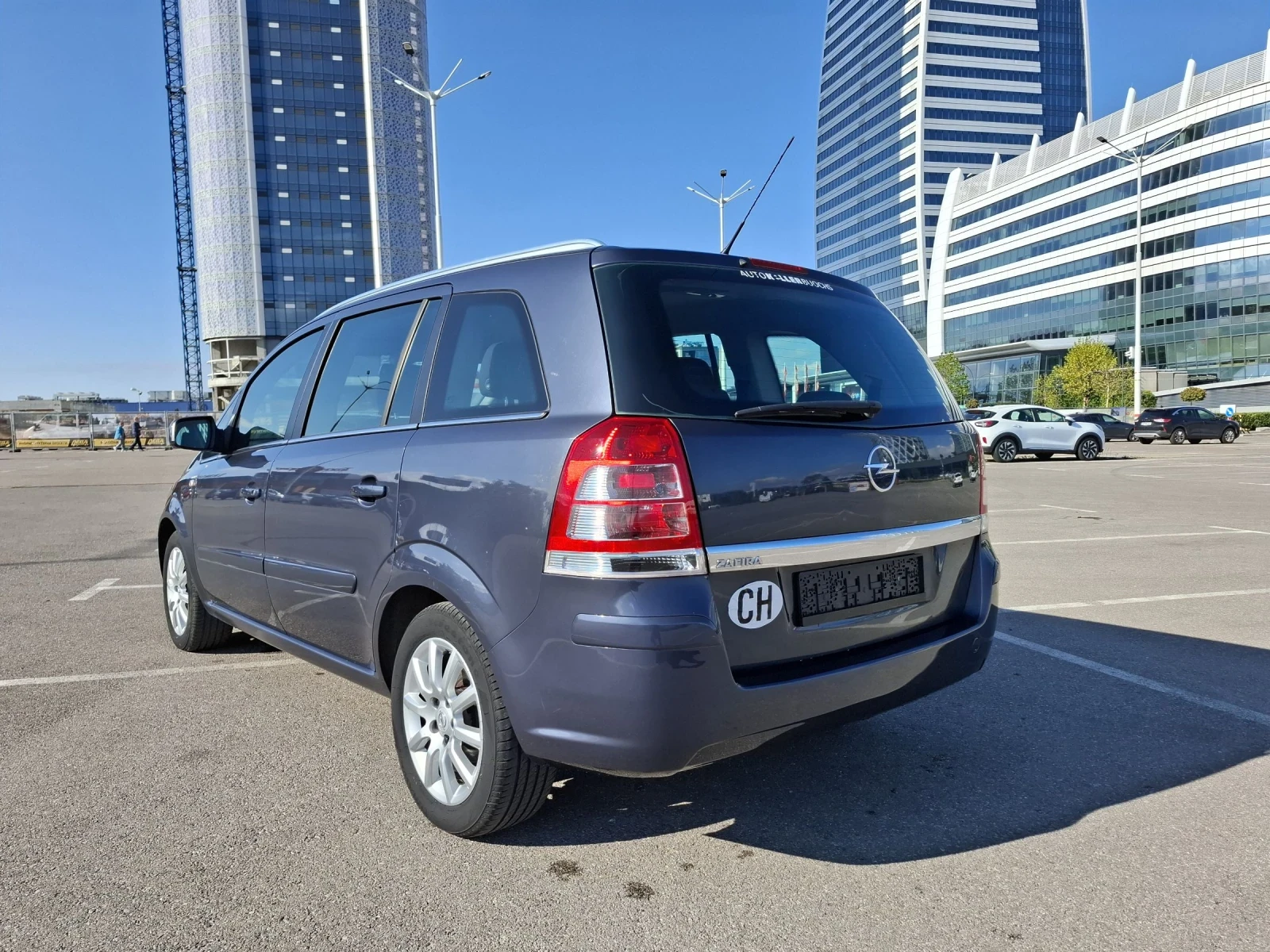 Opel Zafira 1.8 - изображение 7