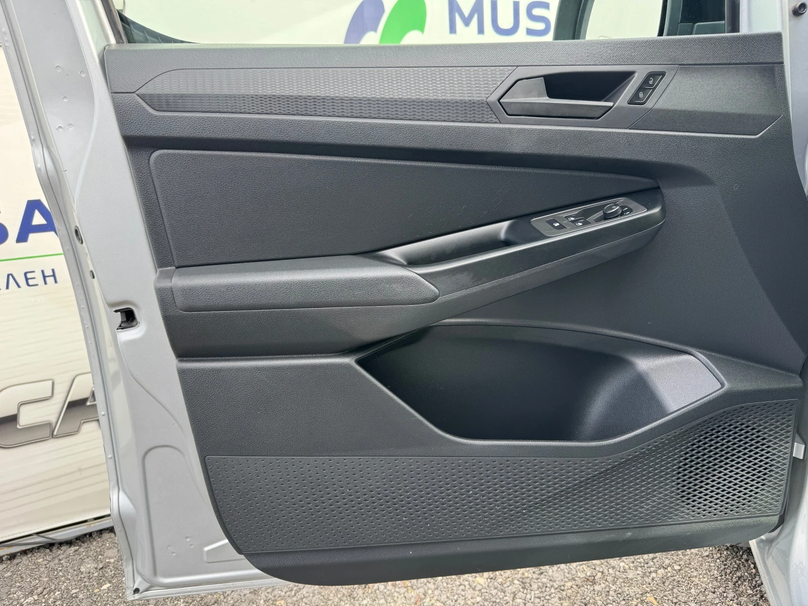 VW Caddy 2.0 ТDI * MAXI* АВТОМАТИК * LED - изображение 6