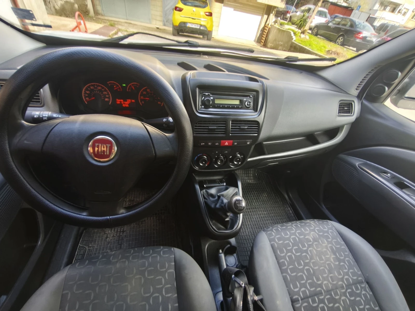 Fiat Doblo 1.6 multijet 107 Хил км ТОП - изображение 9