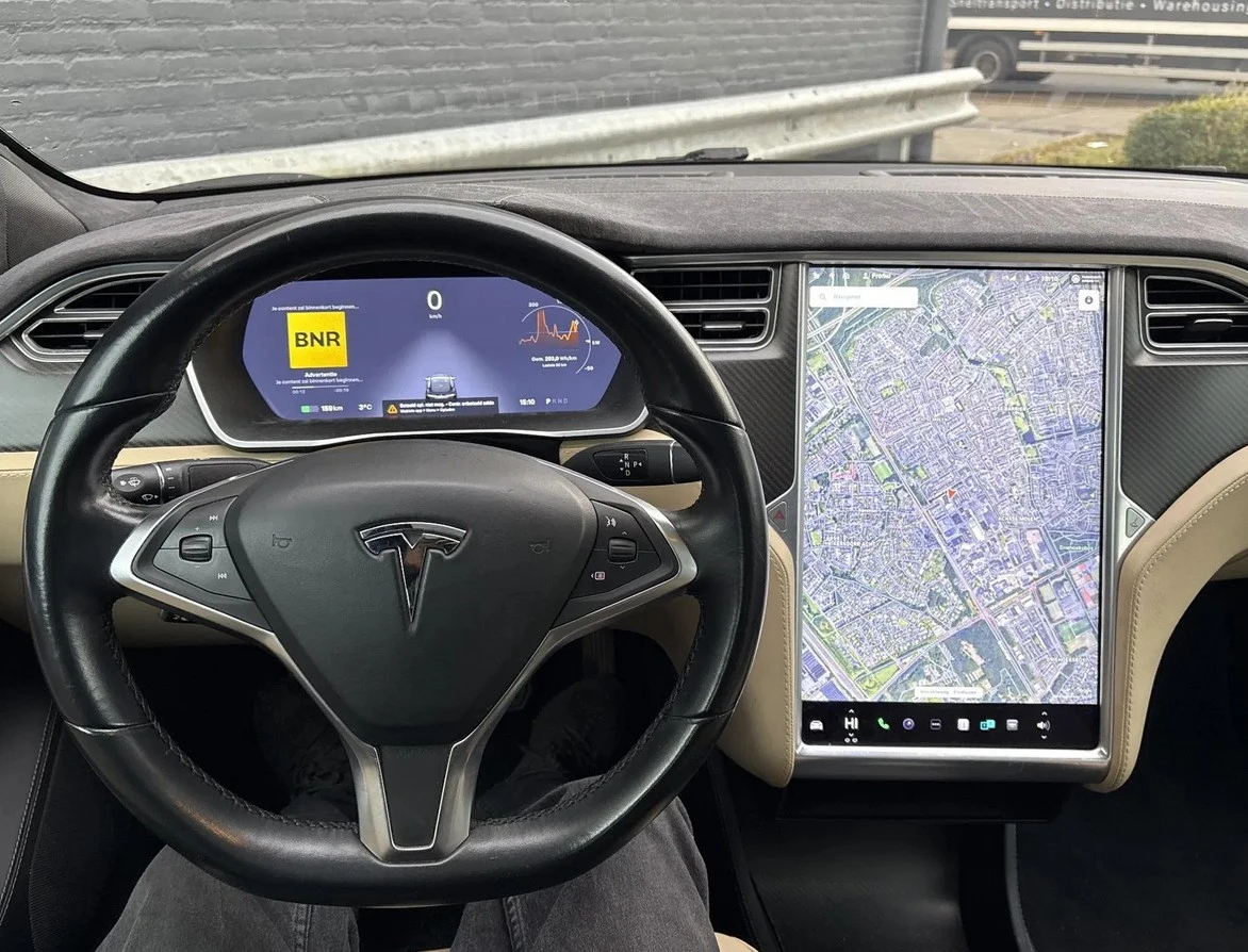 Tesla Model S S85D 4x4 Autopilot, снимка 9 - Автомобили и джипове - 53808239