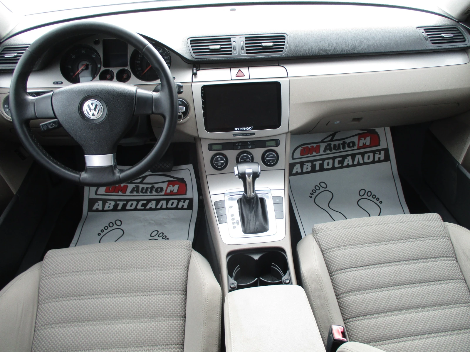 VW Passat 2.0TDI/140кс./АВТОМАТИК/КАТО НОВА, снимка 12 - Автомобили и джипове - 53863027