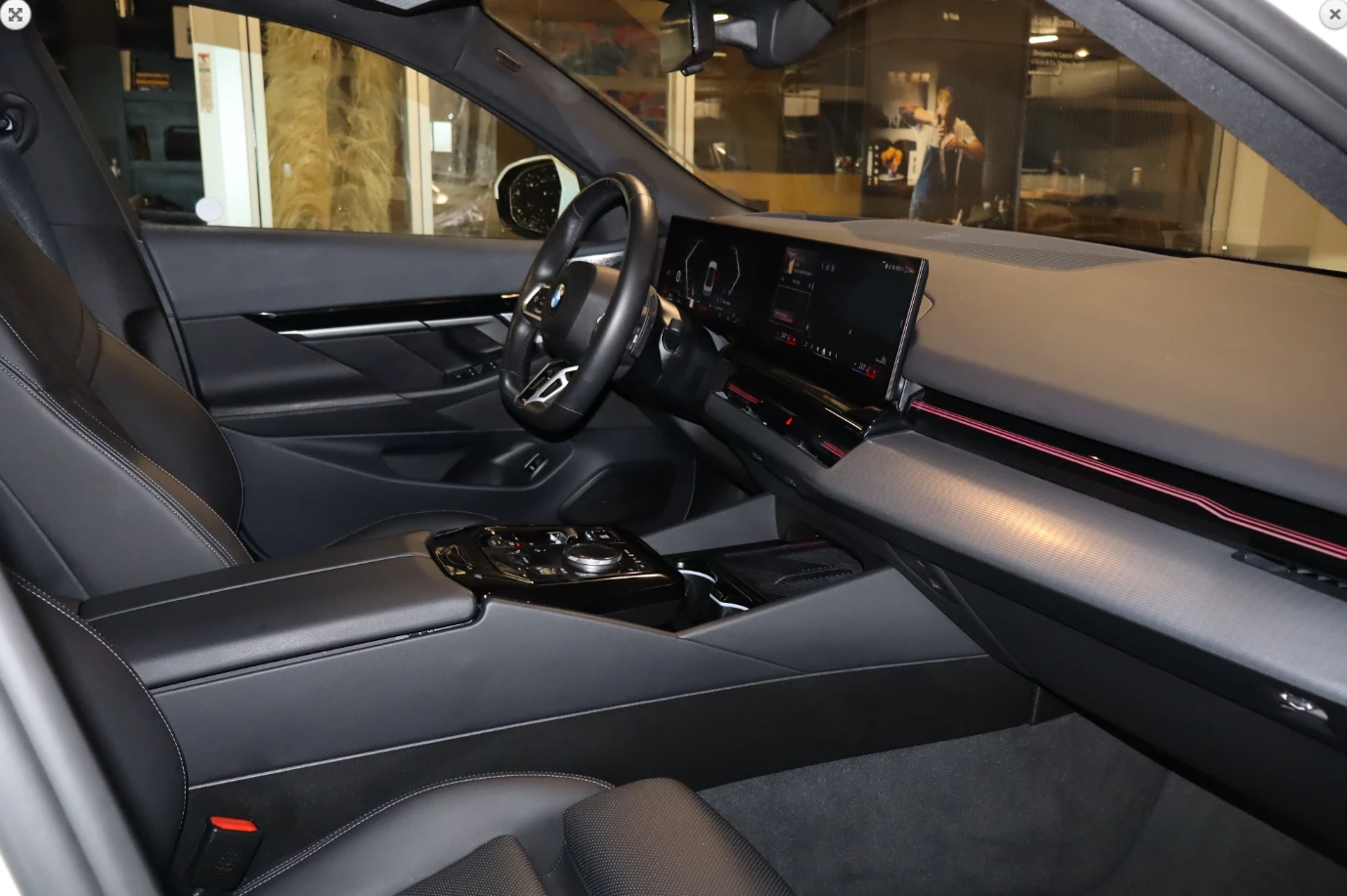 BMW 530 M SPORT* XDRIVE, снимка 8 - Автомобили и джипове - 53912328