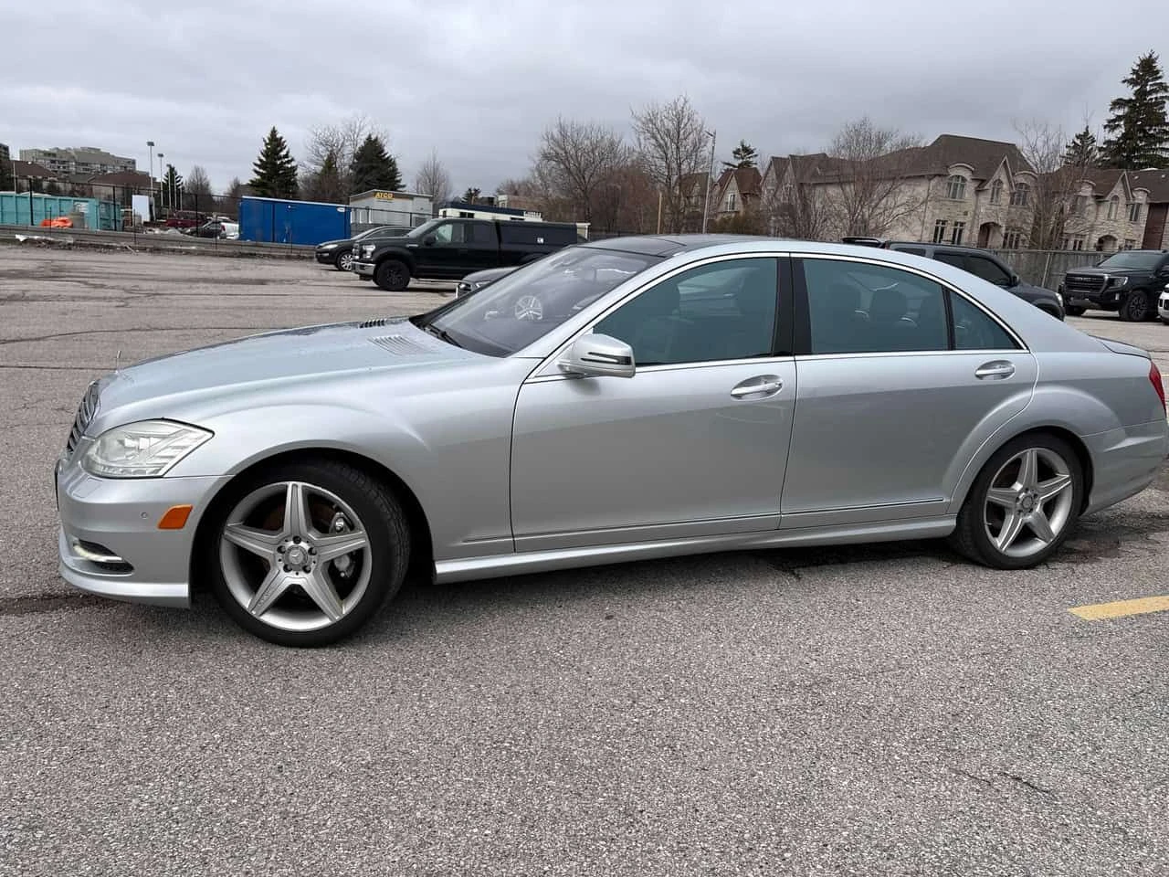 Mercedes-Benz S 550 /ОБДУХВАНЕ/DISTRONIC/CAMERA/КЛИП НА МОТОРА , снимка 2 - Автомобили и джипове - 54111202