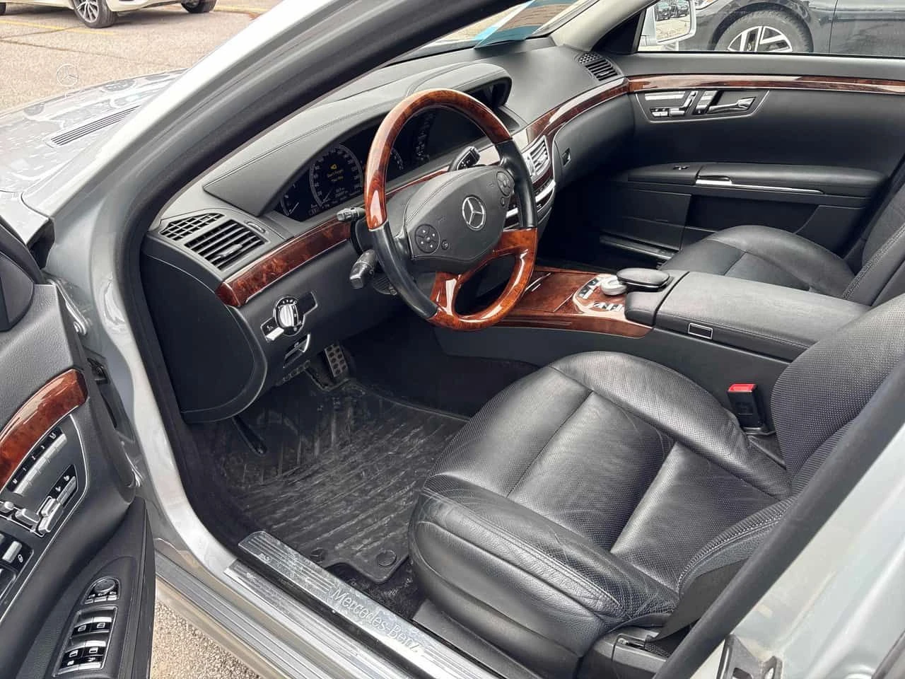 Mercedes-Benz S 550 /ОБДУХВАНЕ/DISTRONIC/CAMERA/КЛИП НА МОТОРА , снимка 5 - Автомобили и джипове - 54111202