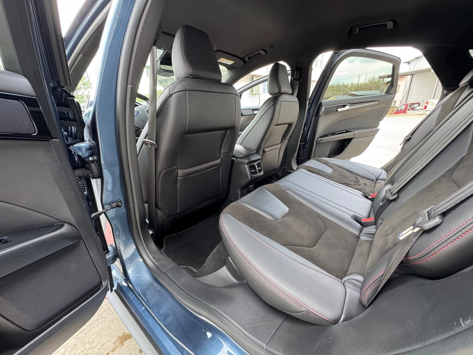 Ford Mondeo ST-LINE 2.0 TDCI Germany , снимка 13 - Автомобили и джипове - 54285081