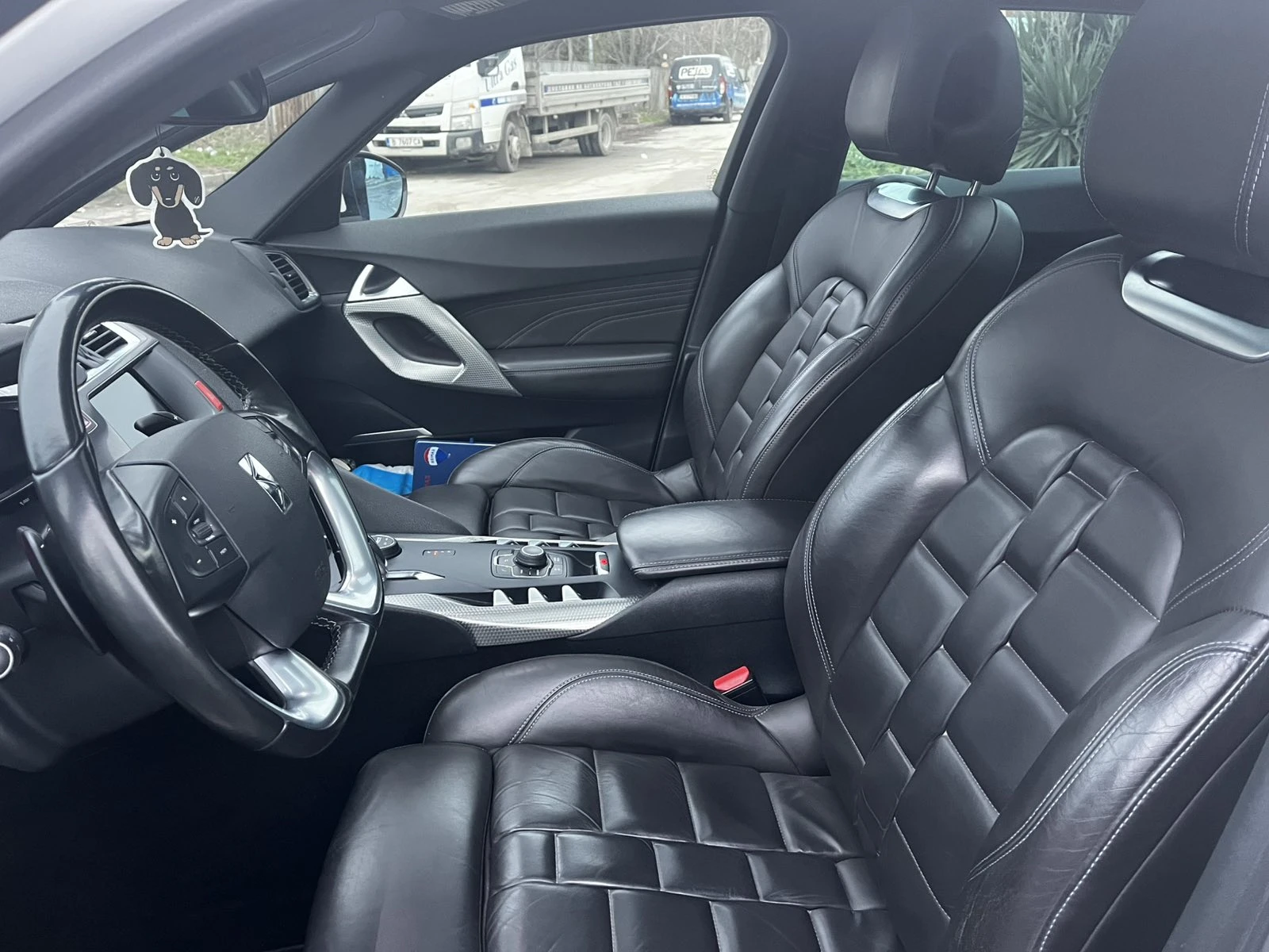 Citroen DS5, снимка 9 - Автомобили и джипове - 54391890