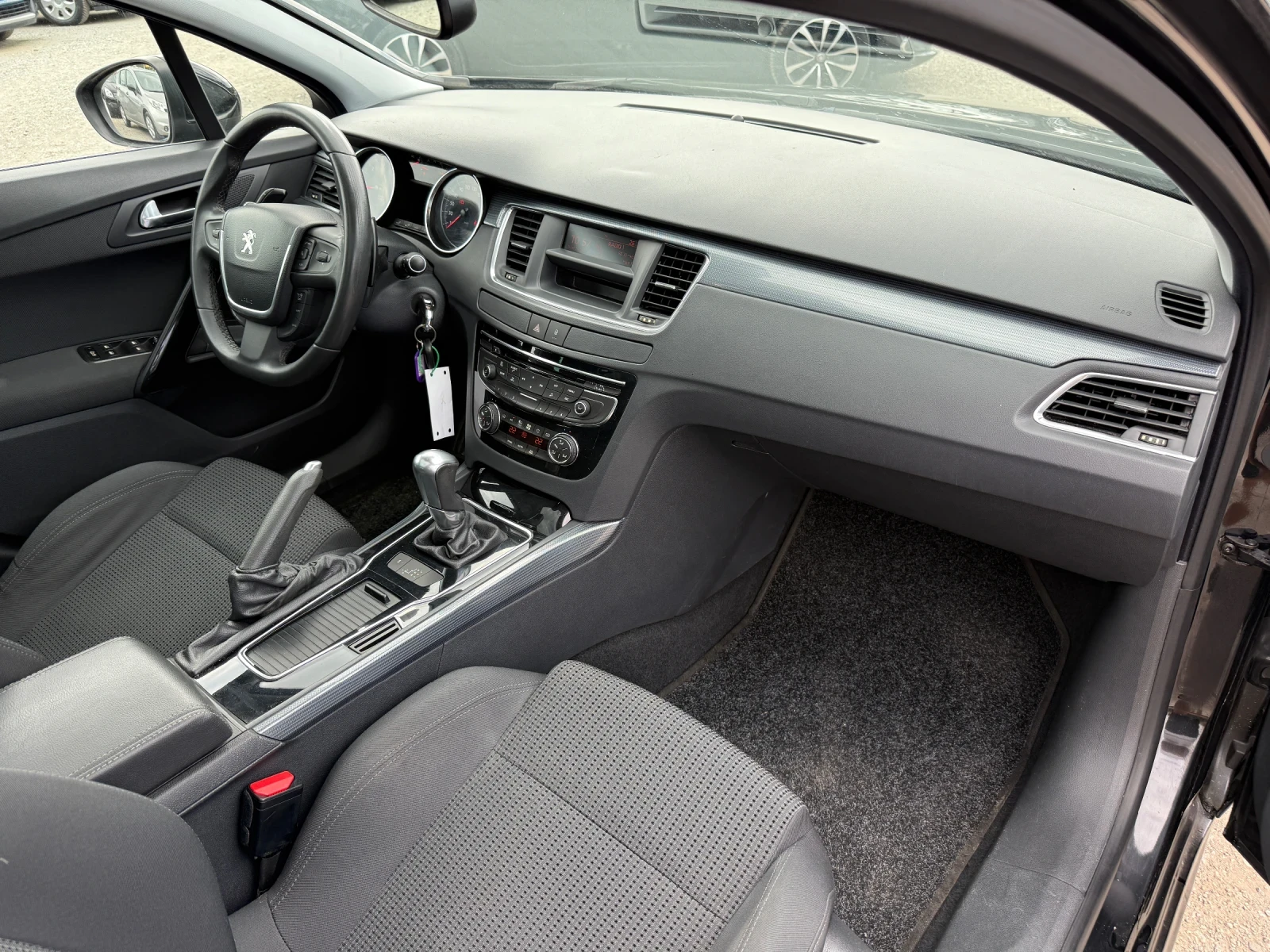 Peugeot 508 1.6HDI-AVTOMAT-CLIMATRONIC-PANORAMA-PARKTRONIC | Mobile.bg � ����������� 14