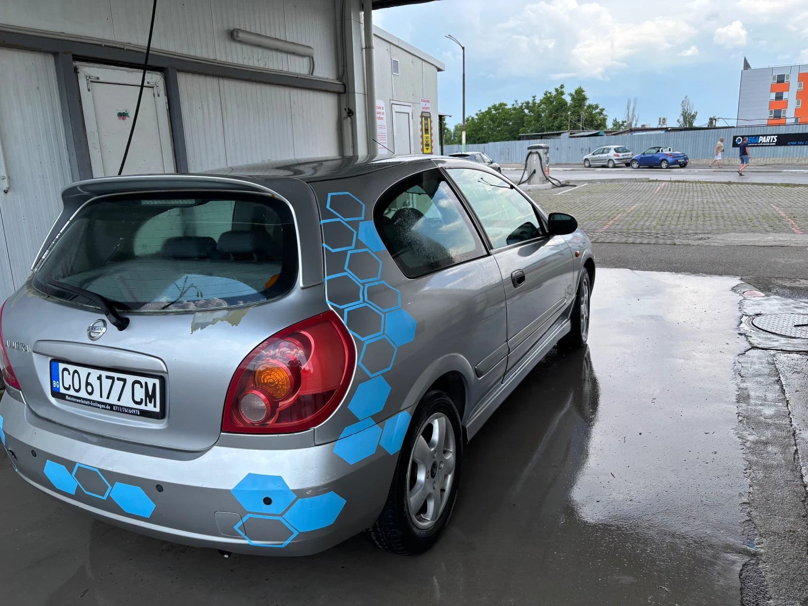 Nissan Almera N16, снимка 4 - Автомобили и джипове - 54997295
